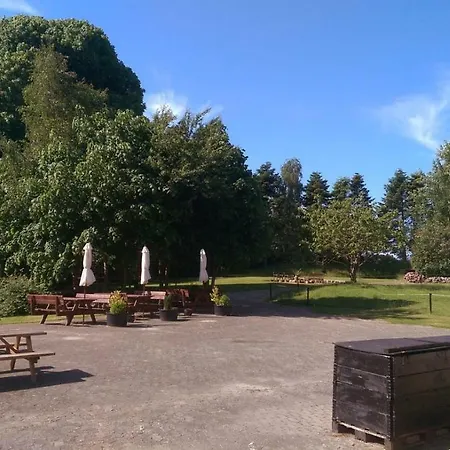 Stenegegaard Kursuscenter Og * Hundslund
